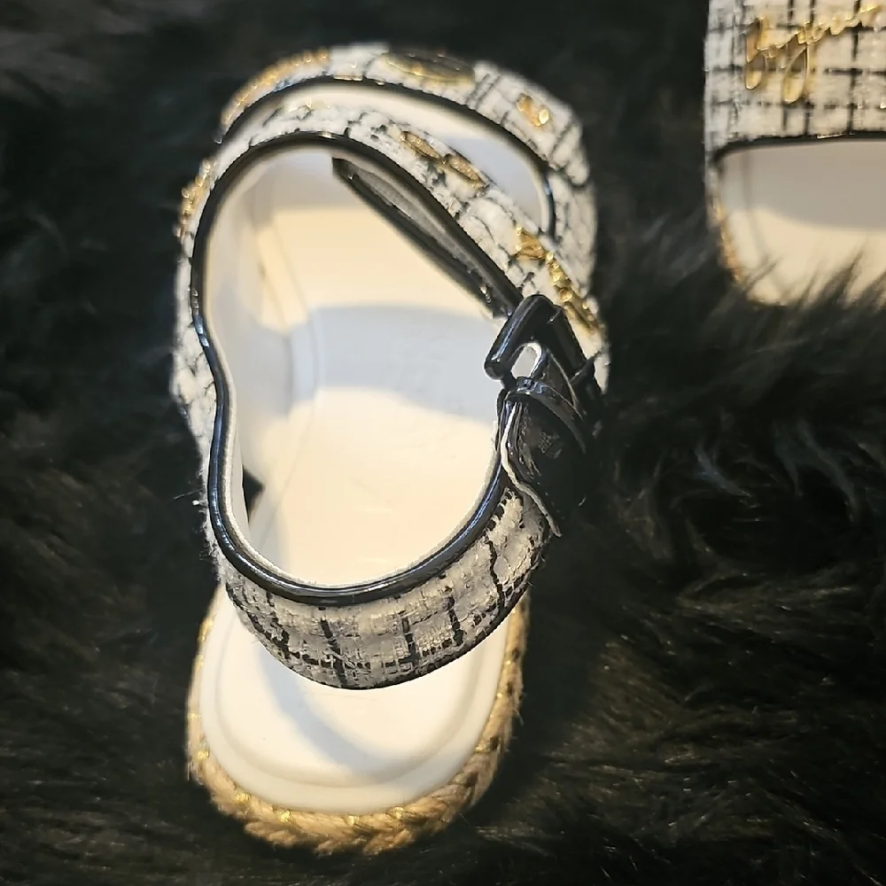 Karl Lagerfeld Women's Black and White Tweed Sandals - Picture 4 of 5